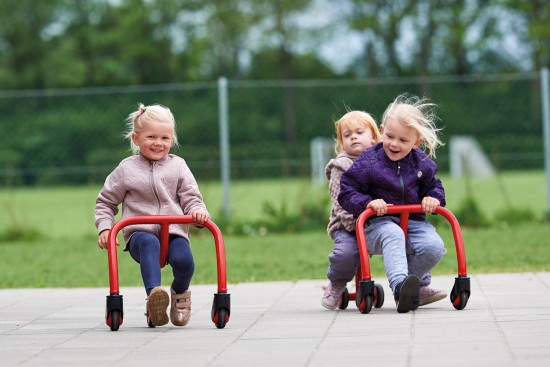 Preview: Kleinkinder mit dem Walkabout und dem Winther Viking Challenge Walkabout Duo