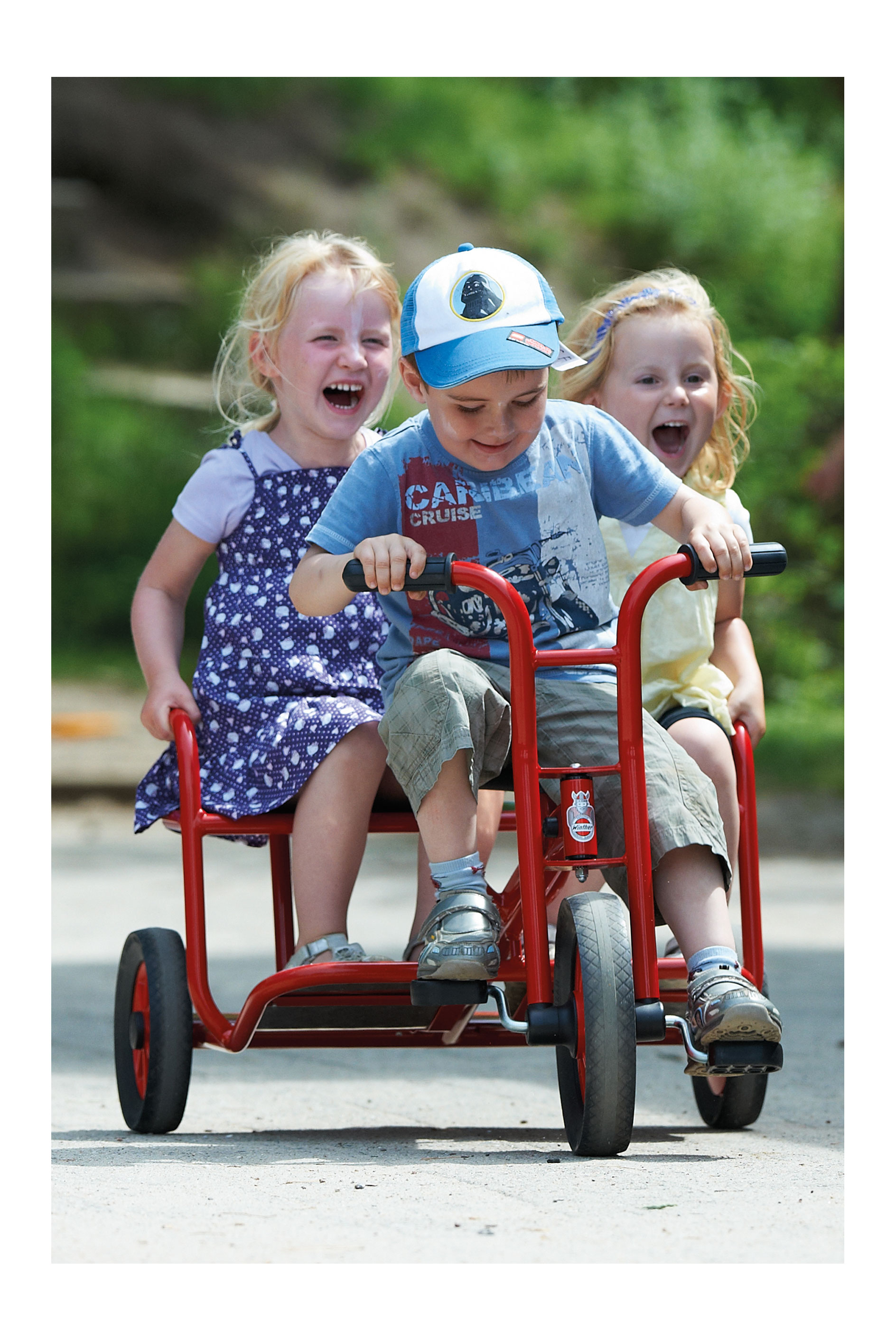 Winther Doppeltaxi Fahrzeug für Kinder  4-8 Jahre Dreirad 