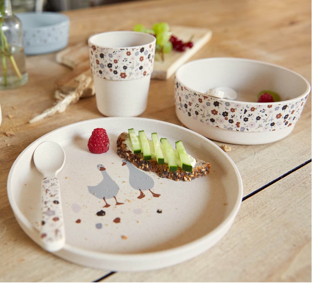 Lässig Geschirrset und das Essen schmeckt prima