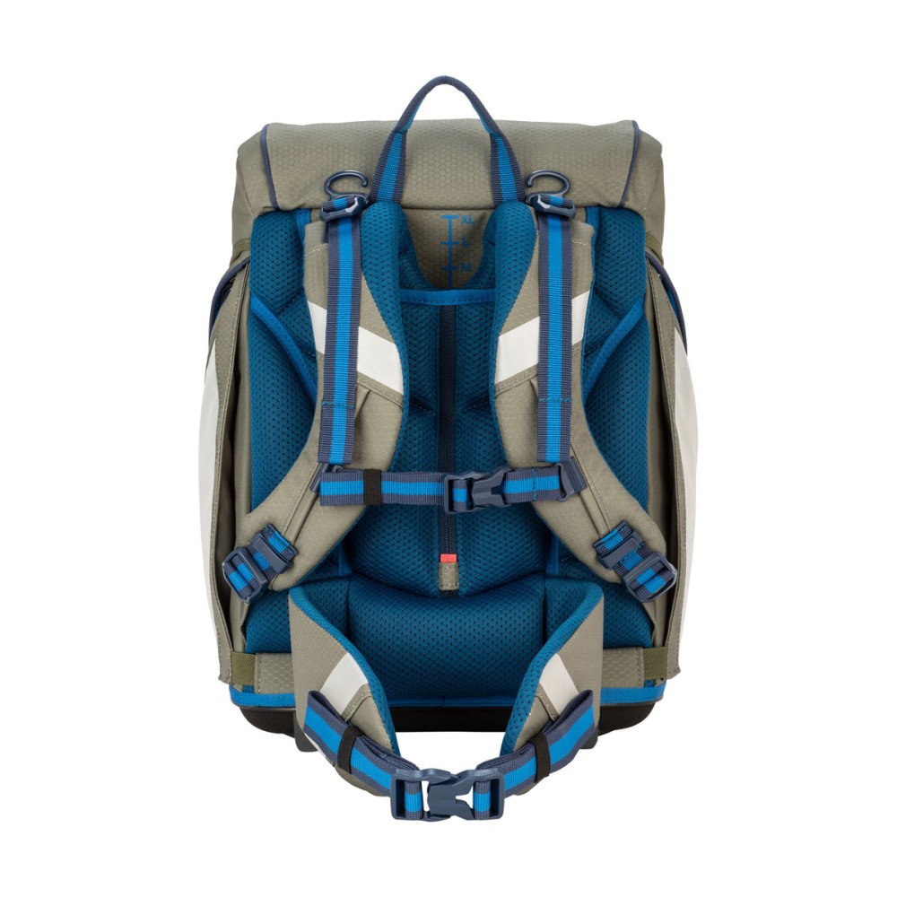 Scout Alpha Adventure rückseitlige Ansicht Scout Alpha Adventure rückseitlige Ansicht