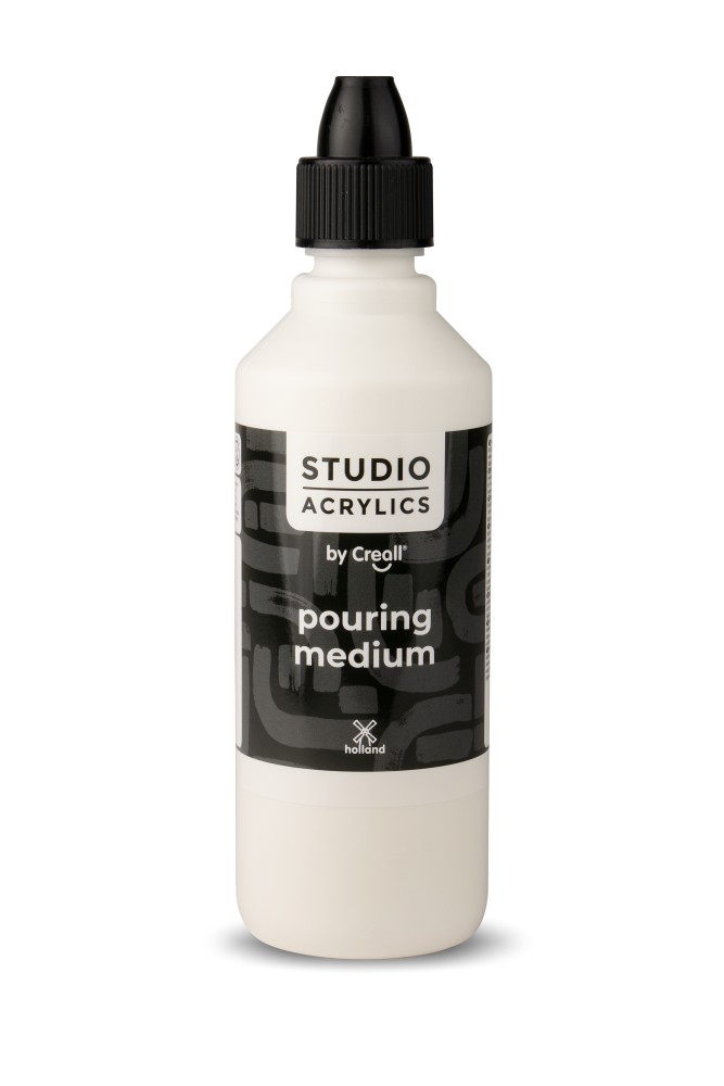 Acrylistic Pouring