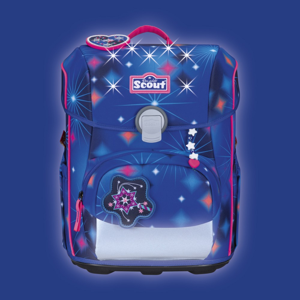 Scout Neo Sparkling Dream leuchtet mit Lichtleitern und retroreflektierenden Flächen im Dunkeln Scout Neo Sparkling Dream leuchtet mit Lichtleitern und retroreflektierenden Flächen im Dunkeln
